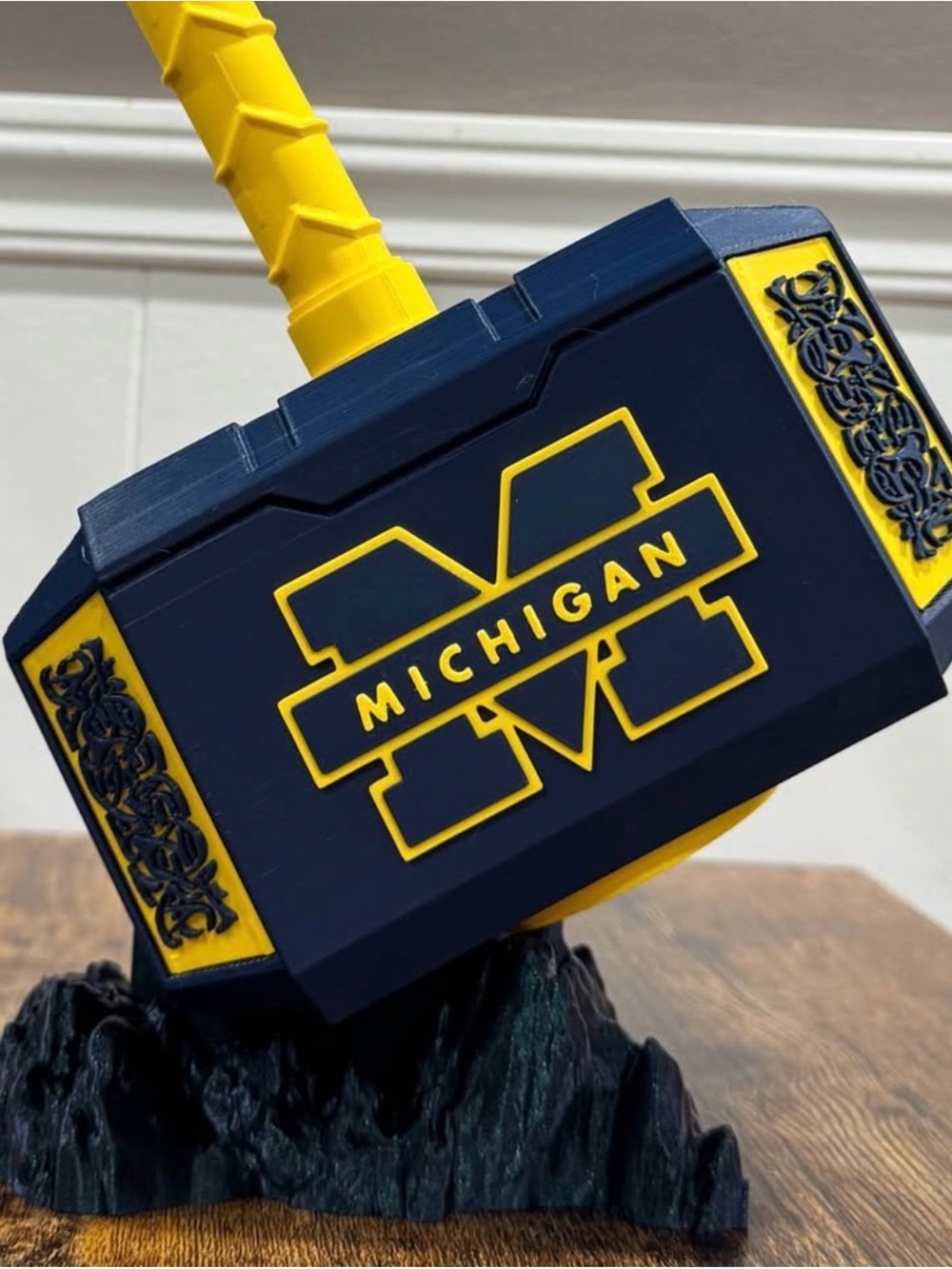 13” Michigan Wolverines Thor Hammer University NCAA Office Decor Man Fan Cave